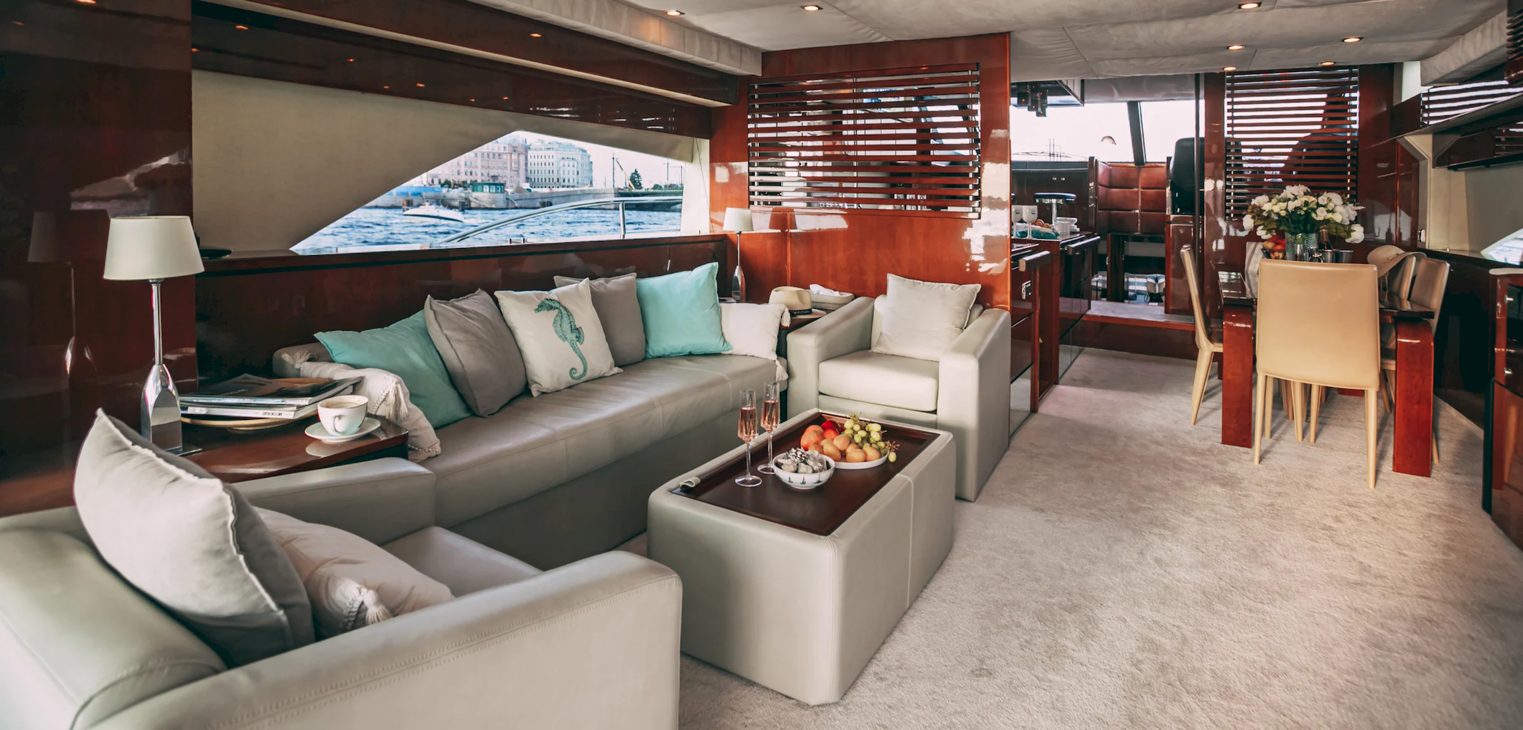 Fairline Squadron 68 (Аврора) image- 17